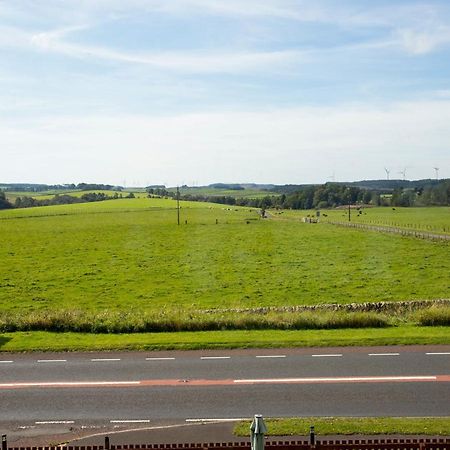Oyo Knowesgate Inn, Northumberland National Park Kirkwhelpington Экстерьер фото